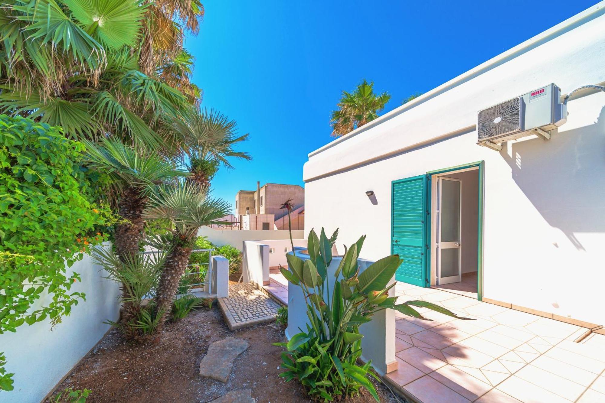 Residence Oasi Sul Mare Torre Suda Dış mekan fotoğraf